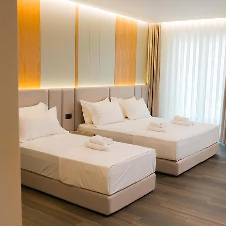 Ilyonis & Hotel