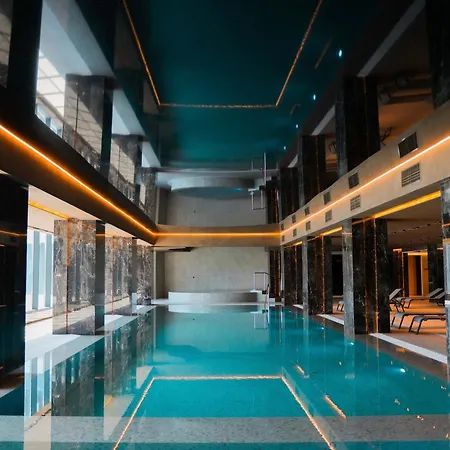 Ilyonis & Hotel 5*