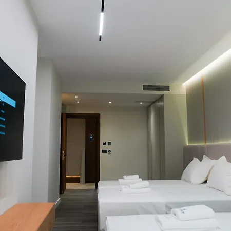 Ilyonis & Hotel