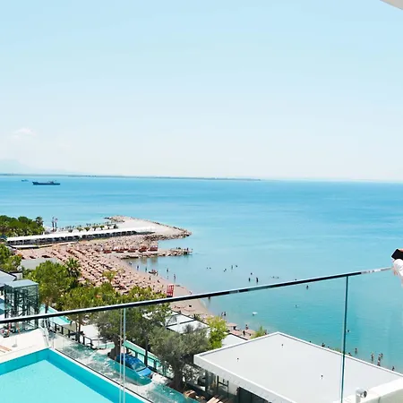 Hotel Ilyonis & Shëngjin