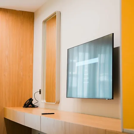 Ilyonis & 5* Shëngjin