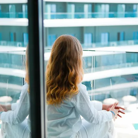 Ilyonis & 5* Shëngjin