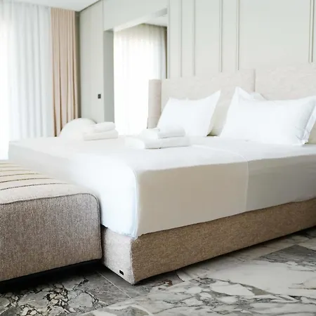 Hotell Ilyonis & Shëngjin