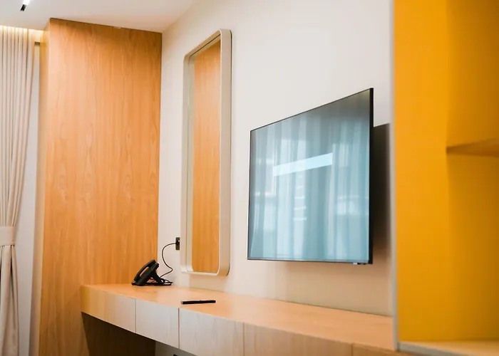 Ilyonis & 5* Shëngjin