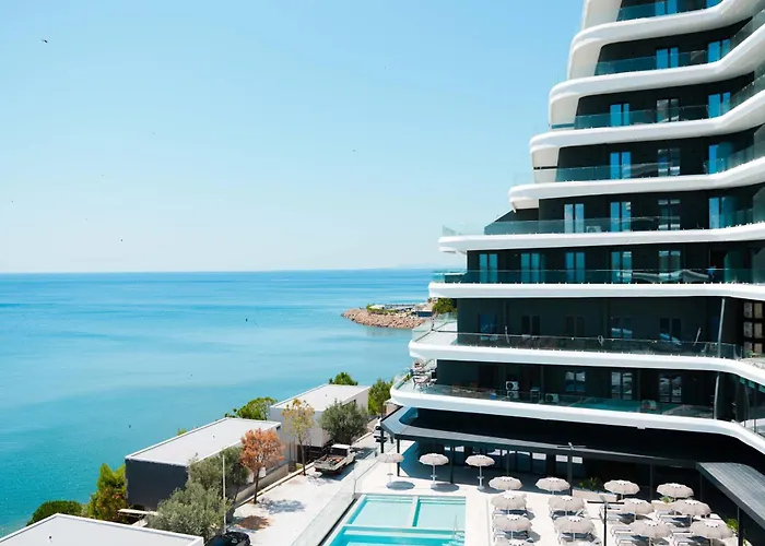 Ilyonis & 5* Shëngjin